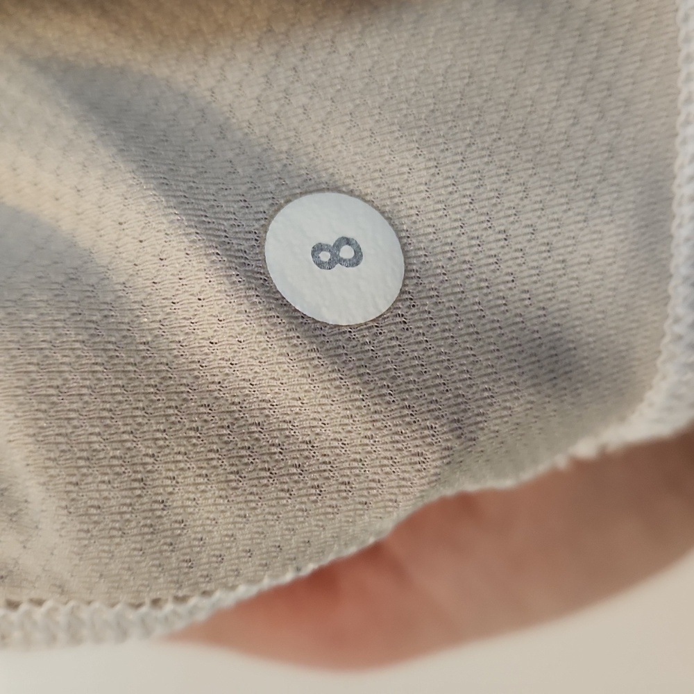 Lululemon Tank - Picture 7 of 9